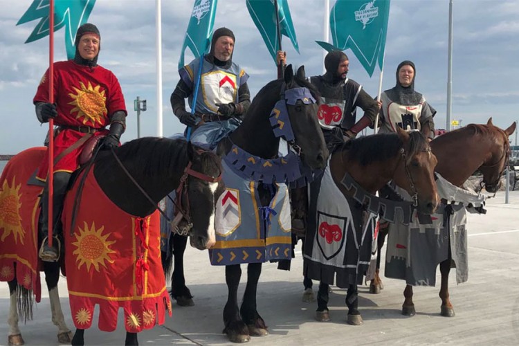 Na Gotlandu vitezovi poveli "krstaški rat" protiv korone