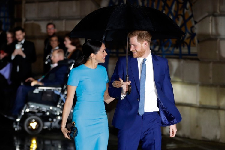 Princ Hari imao tajni Instagram profil kako bi "pratio" Megan Markl