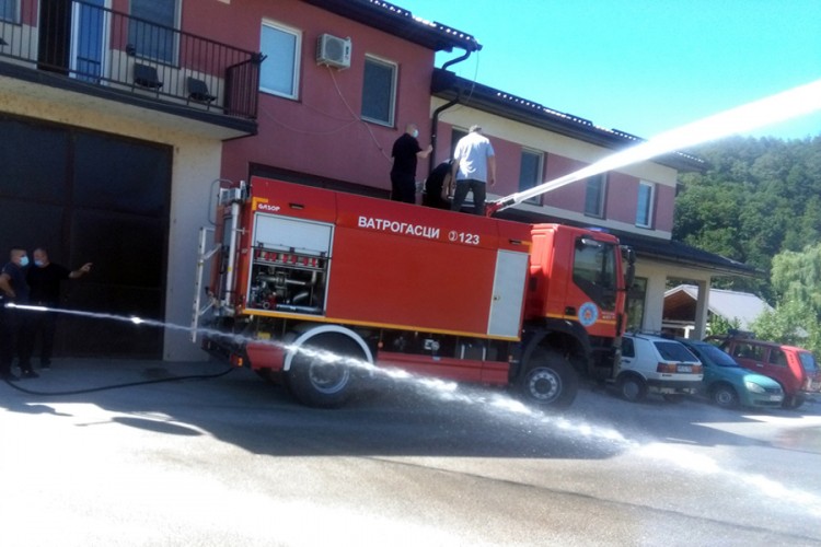 Vatrogasci u Milićima bogatiji za jedno vozilo