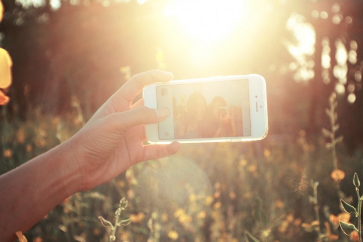 Instagram pali kameru telefona i kada ga ne koristite