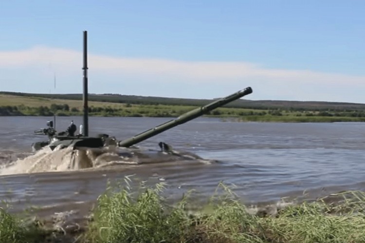 Ruski tenk kao podmornica - impozantna podvodna vožnja T-72BZ