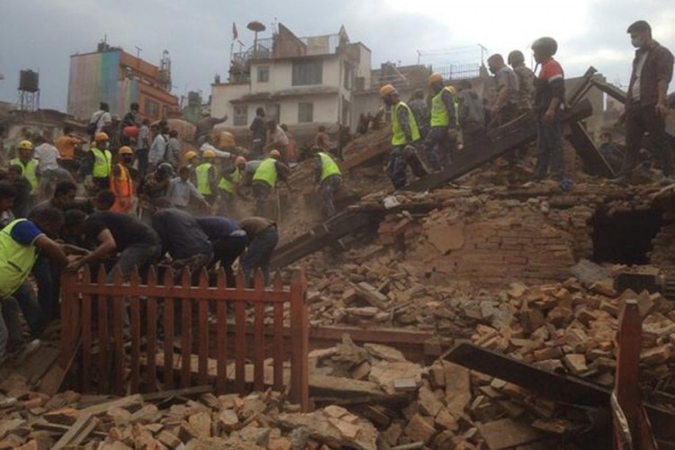 Majka i troje djece poginuli u klizištu u Nepalu