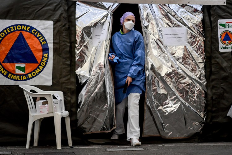 Ruski ljekar: Pandemija virusa korona liči na probu biološkog rata