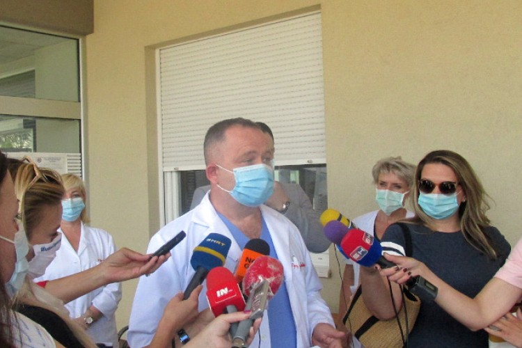Maksimović: Pet pacijenata životno ugroženo, uskoro nova kovid bolnica