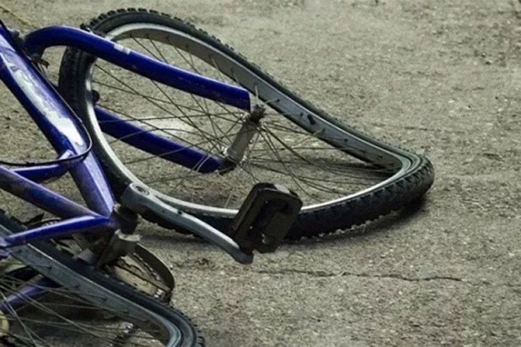 Teško povrijeđen četvorogodišnji dječak, udario ga bicikl