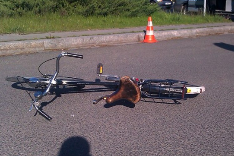 Dvojica biciklista povrijeđena u udesu kod Trebinja