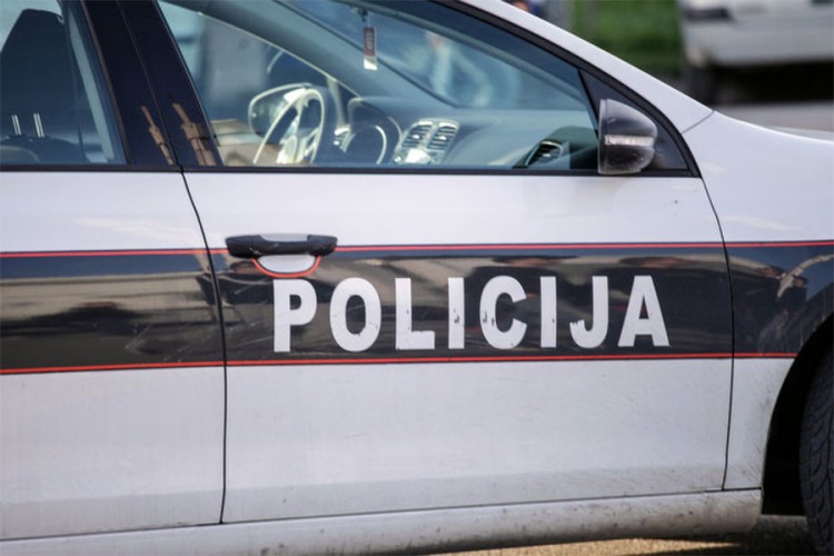 Uhapšeno 17 saobraćajnih policajaca, osumnjičeni da su primali mito