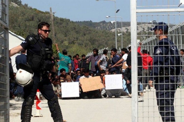 Prvi slučaj korone u ostrvskim azilantskim kampovima u Grčkoj