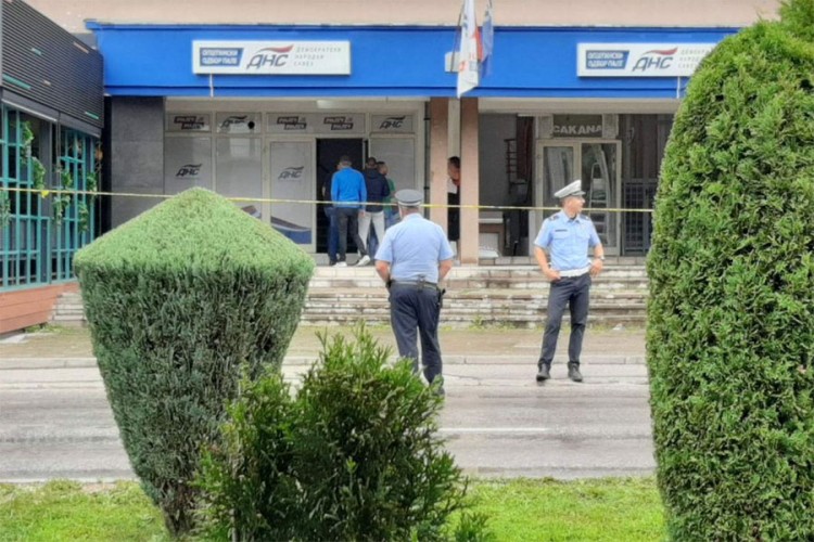 Lažna dojava o bombi u prostorijama DNS-a u Istočnom Sarajevu