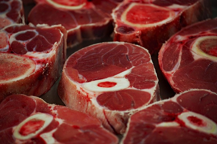 Zbog korone mesar u Puli mora da uništi 600 kg mesa