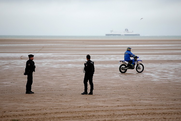Šesnaestogodišnji migrant pronađen mrtav na plaži u Francuskoj