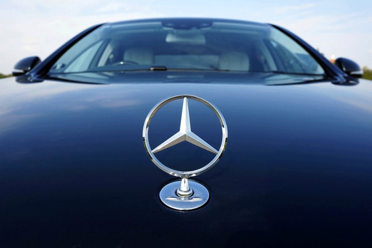 Da li će Mercedesu biti zabranjena prodaja automobila u Njemačkoj