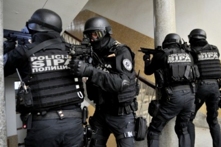 SIPA pretresala u više gradova, sedam uhapšenih