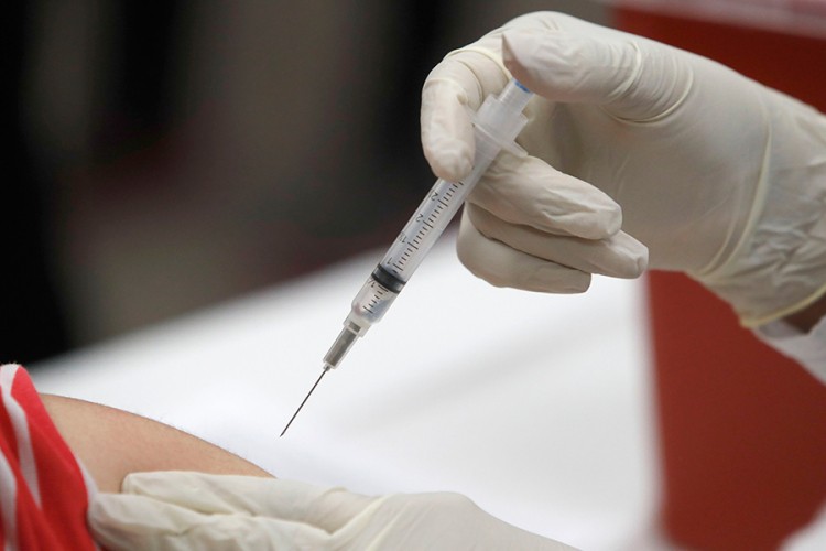 Italija počela testiranje vakcine protiv korone na dobrovoljcima
