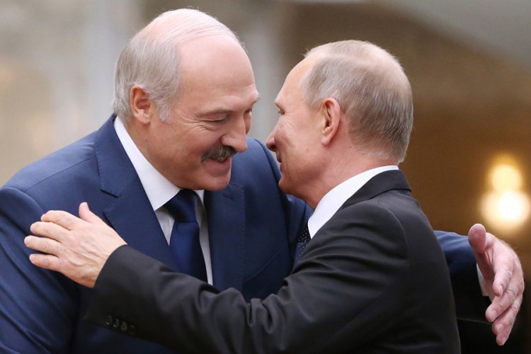 Putin i Lukašenko: Bjelorusija prva dobija rusku vakcinu