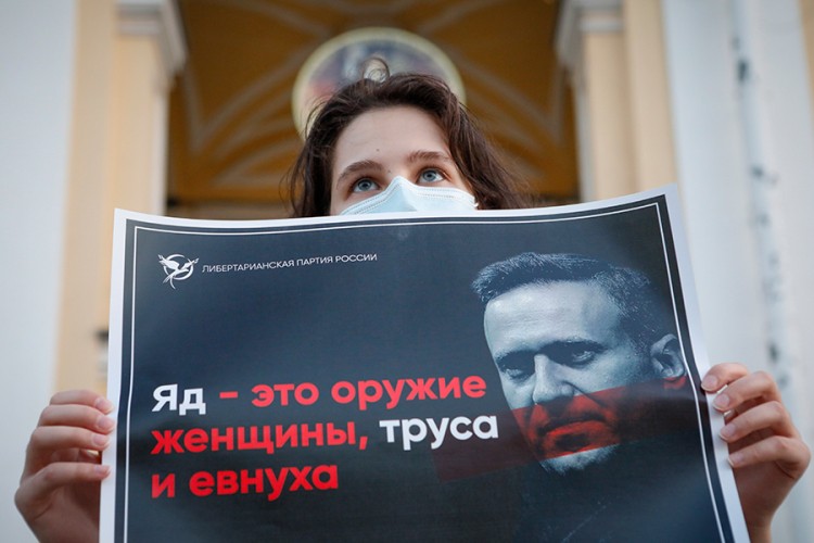 DW: Da li je Navaljni otrovan novičokom?