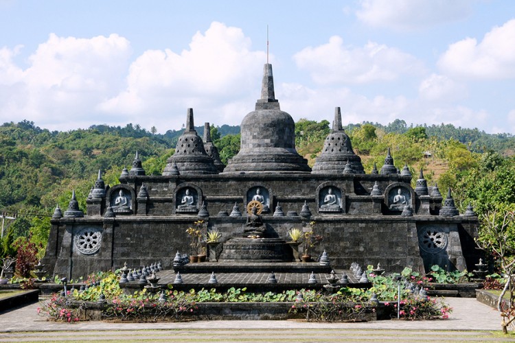 Bali zatvoren za strane turiste do kraja 2020.