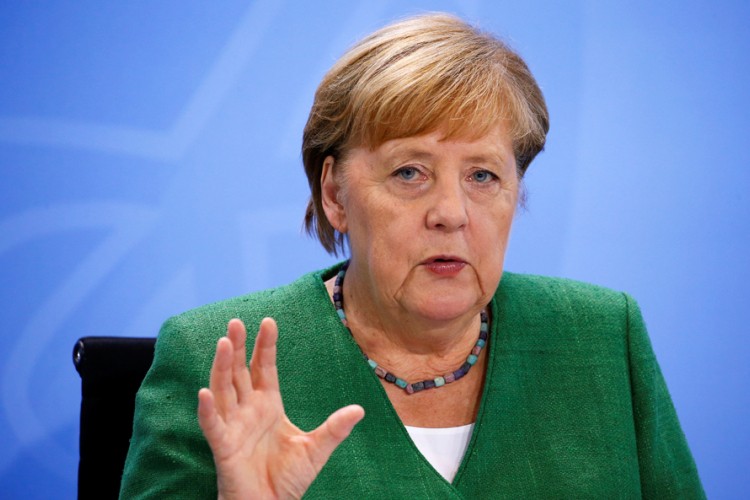 Merkel: Nijemci da ne putuju u visokorizične zemlje
