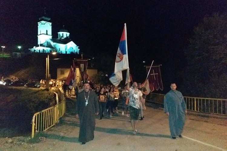 U Milićima održan moleban podrške narodu u Crnoj Gori