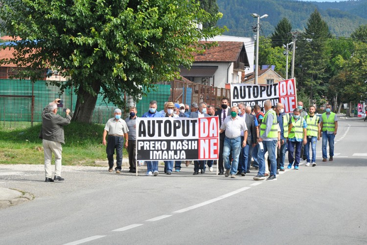 Mještani protestvovali protiv predložene trase auto-puta Prijedor-Banjaluka