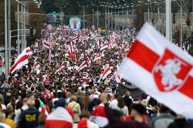 Uhapšeno najmanje 100 demonstranata u Bjelorusiji