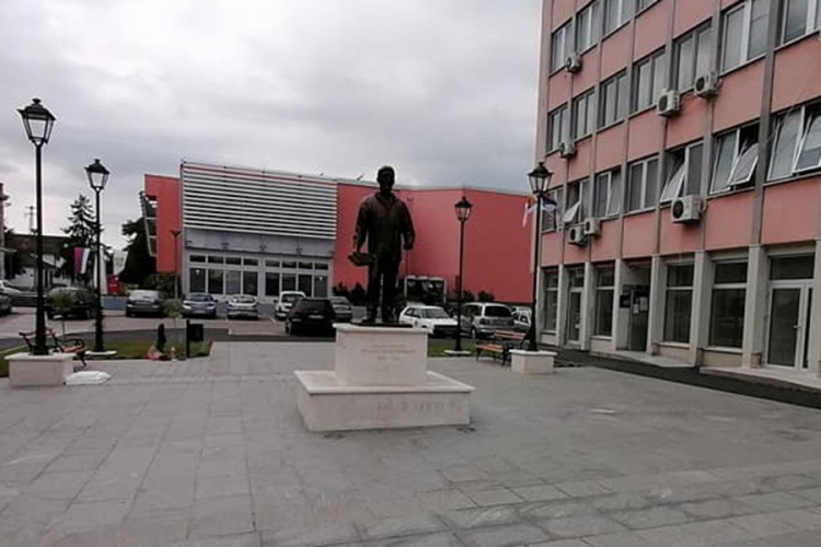U Gradišci postavljena statua učesnika atentata na Franca Ferdinanda