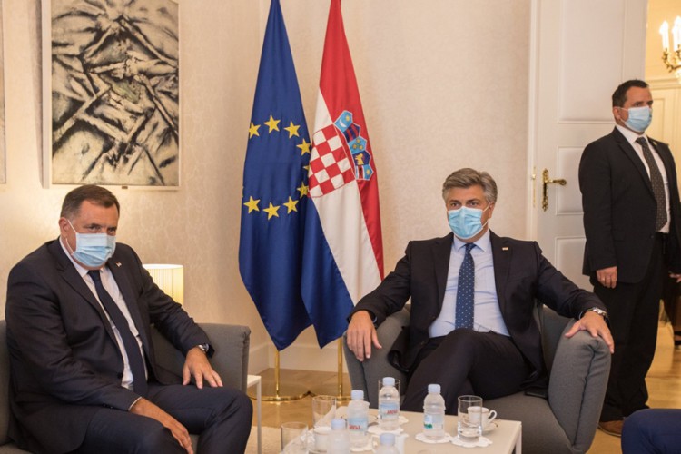 Dodik: Političko Sarajevo zarobljeno u nastojanju da drži lekcije