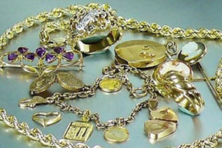 Privedene tri osobe zbog krađe zlatnog nakita