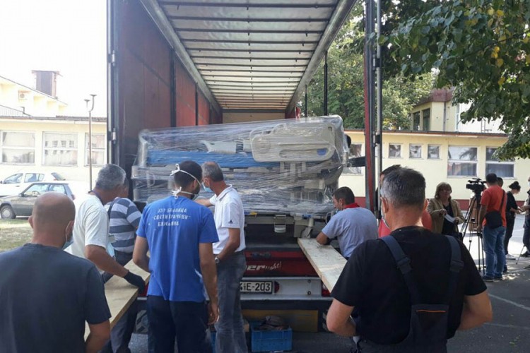 Švajcarska dijaspora poklonila 28 kreveta za kovid bolnicu u Bijeljini