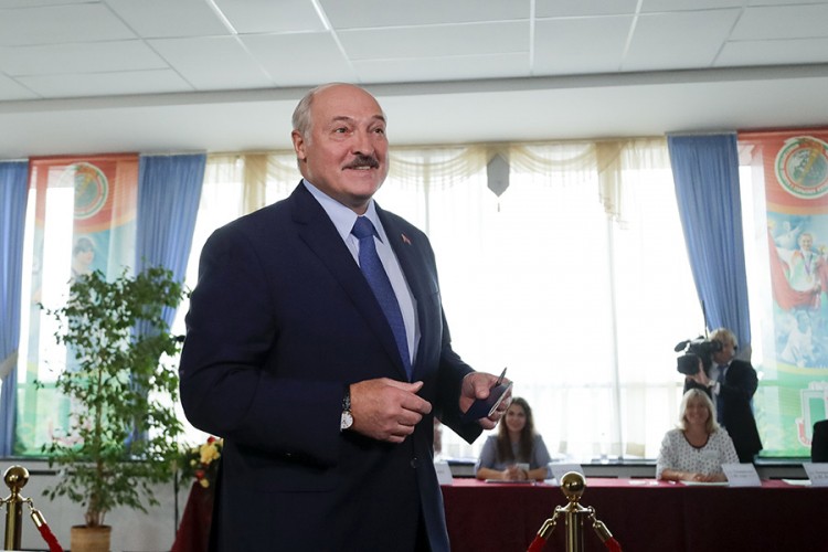 Lukašenko položio zakletvu na iznenadnoj inauguraciji