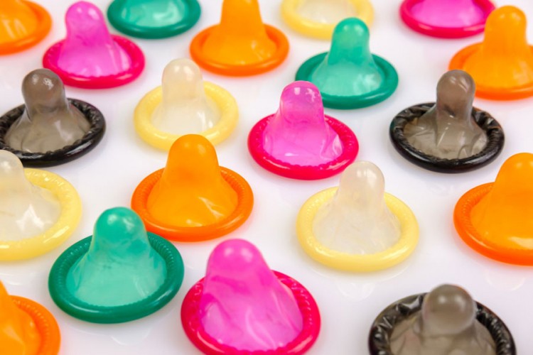 Zaplijenjeno više od 320.000 korištenih kondoma