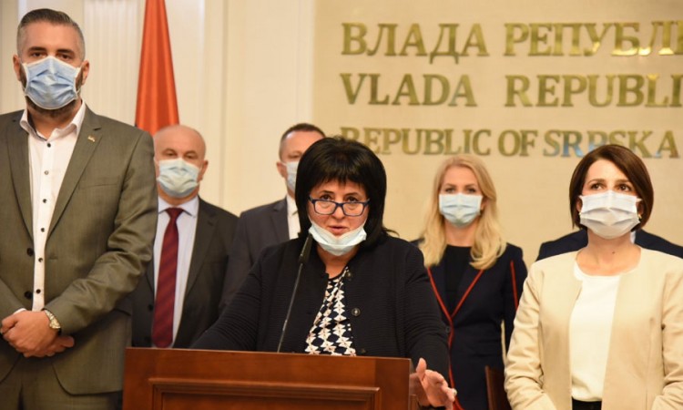 Puna podrška ministara premijeru Viškoviću