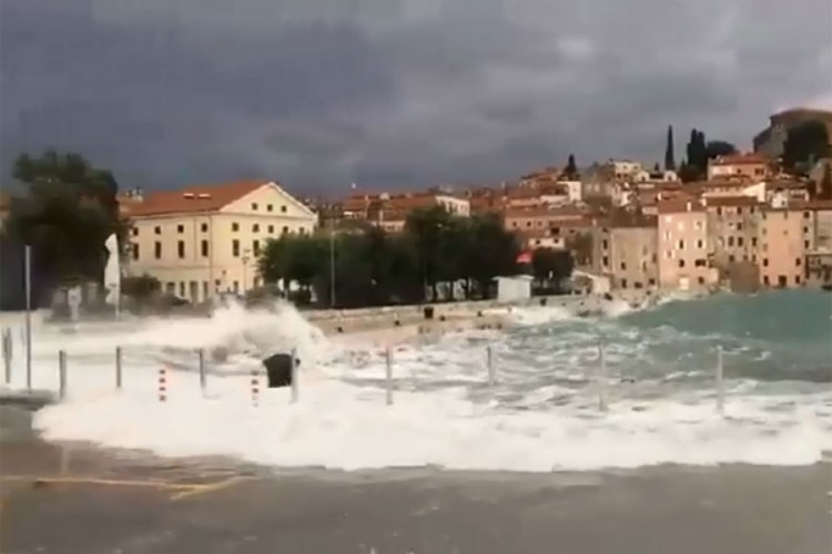 Na hrvatskom Jadranu olujno nevrijeme