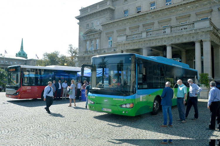 Kazna za nenošenje maske u gradskom prevozu u Beogradu oko 43 evra