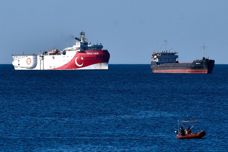 Turski brod napustio područje blizu Kipra