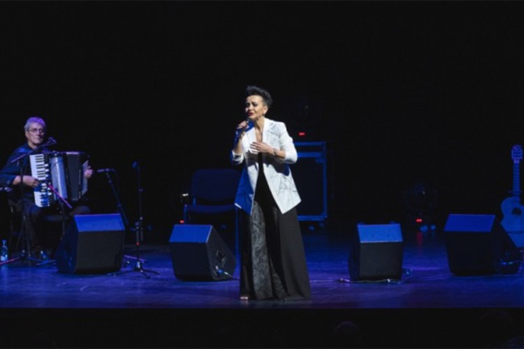 Amira Medunjanin očarala Beograđane na prvom od tri koncerta