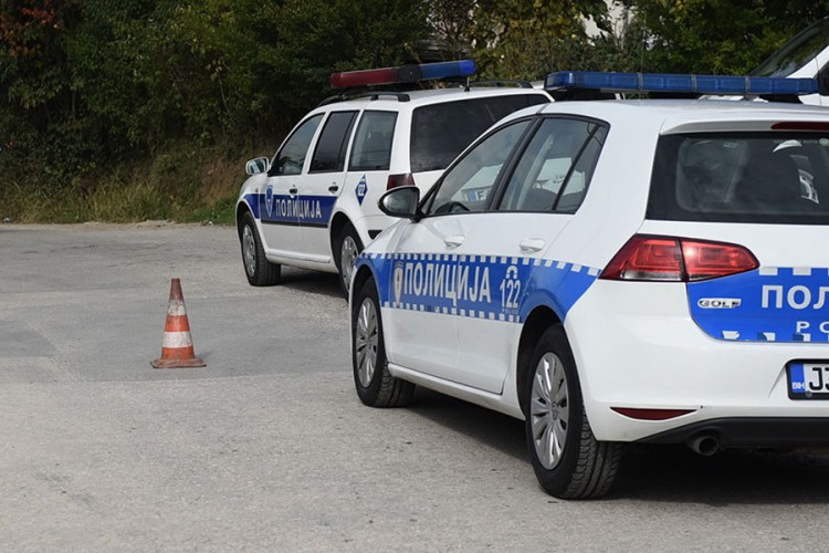 Dvoje povrijeđeno u sudaru u Ljubogošti, prebačeni u "Srbiju"