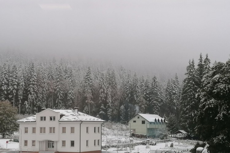 Prvi snijeg na Romaniji i u Istočnom Drvaru