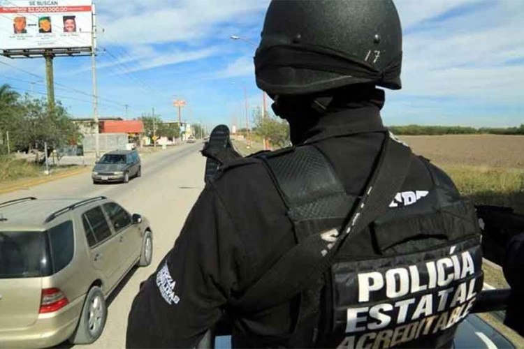 U pucnjavi na policajce u Meksiku život izgubilo 14 napadača