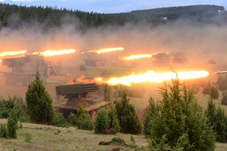 Srbija razvija artiljeriju: Domet raketa iznad 50 kilometara