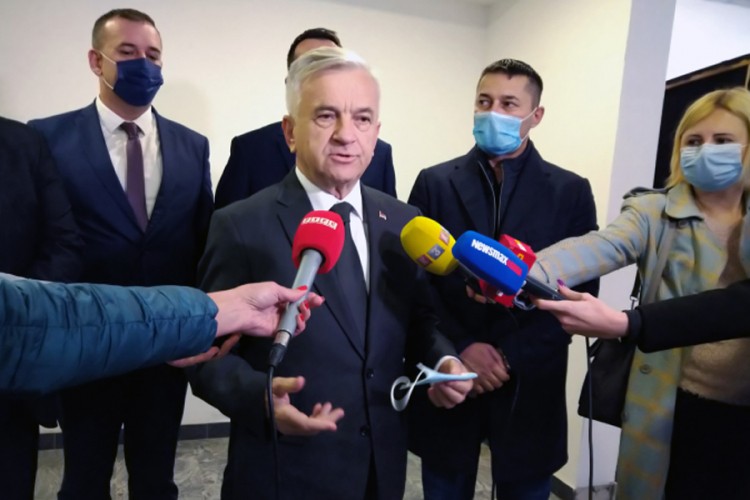 Čubrilović: Napraviti rezultat koji zadovoljava i koaliciju i stranku