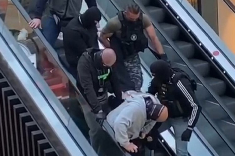 Filmsko hapšenje u zagrebačkom tržnom centru