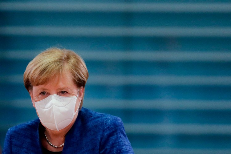 Merkelova ponovo pozvala Nijemce: Smanjite socijalne kontakte