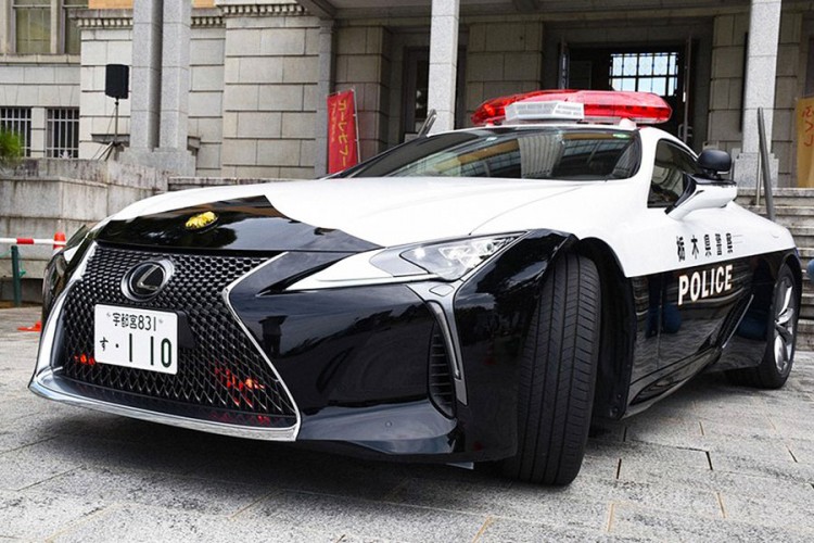 Lexus LC 500 za japansku policiju