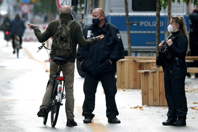 Više hiljada njemačkih policajaca nadgledaće poštovanje mjera