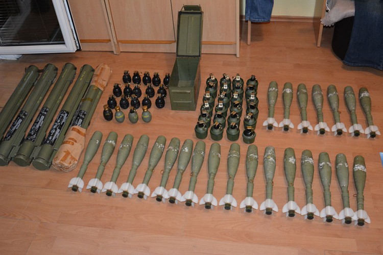 Pronađeno vojno naoružanje u akciji "Zolja", uhapšene četiri osobe