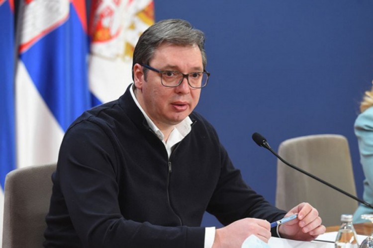 Vučić ide u Podgoricu na sahranu Amfilohiju