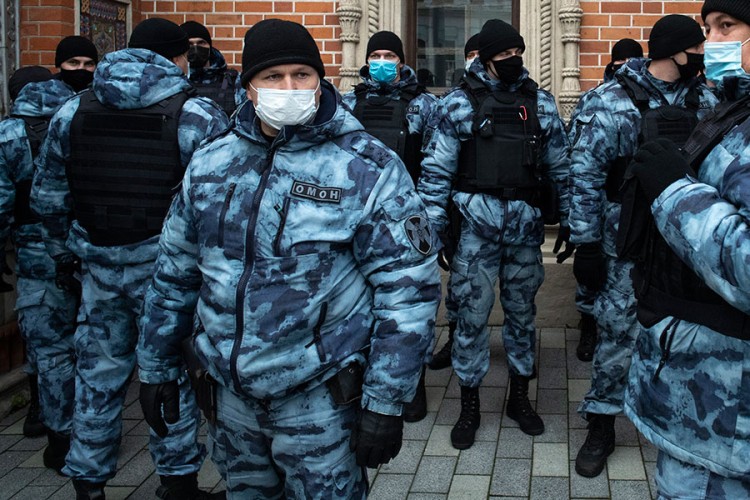 Napad na policajce u Moskvi, dvojica lakše povrijeđena