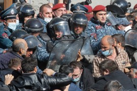 Hiljade Jermena na ulicama, sukobi s policijom