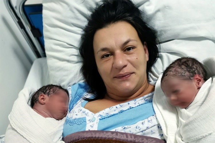 Trebinjka ima sedmoro djece, a sad na svijet donijela blizance